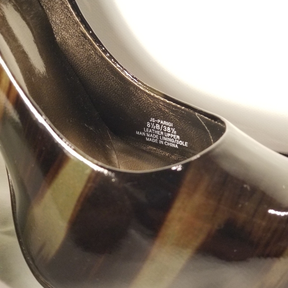 Patent leather Pump - Picture 3 of 6